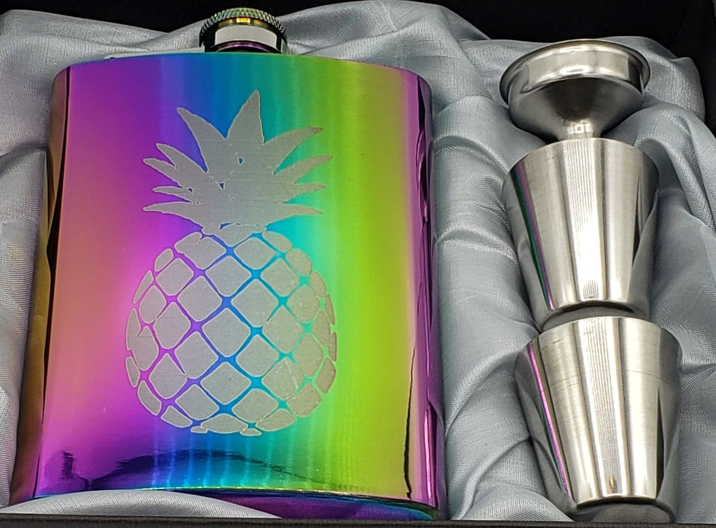 8 oz Rainbow Stainless Steel Pineapple Flask Gift Box Set Funnel & Shot Glasses Metal